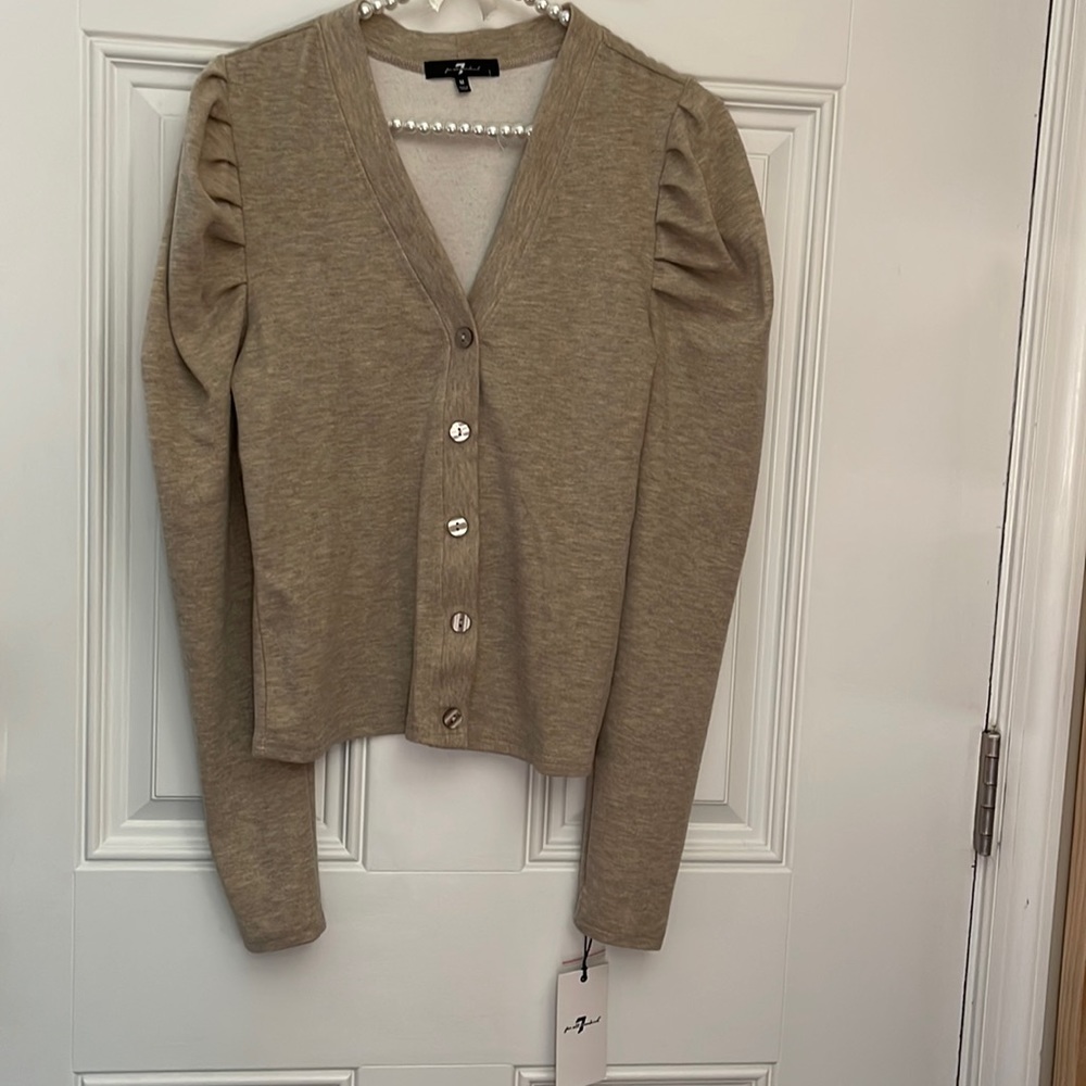 7 For All Mankind v-neck buttoned long sleeve cardigan | beige| medium